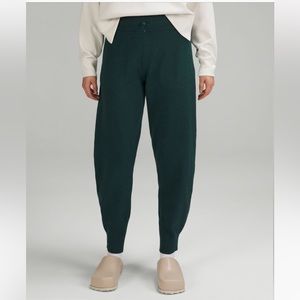 Lululemon Cashmere Mid-Rise Jogger, 10